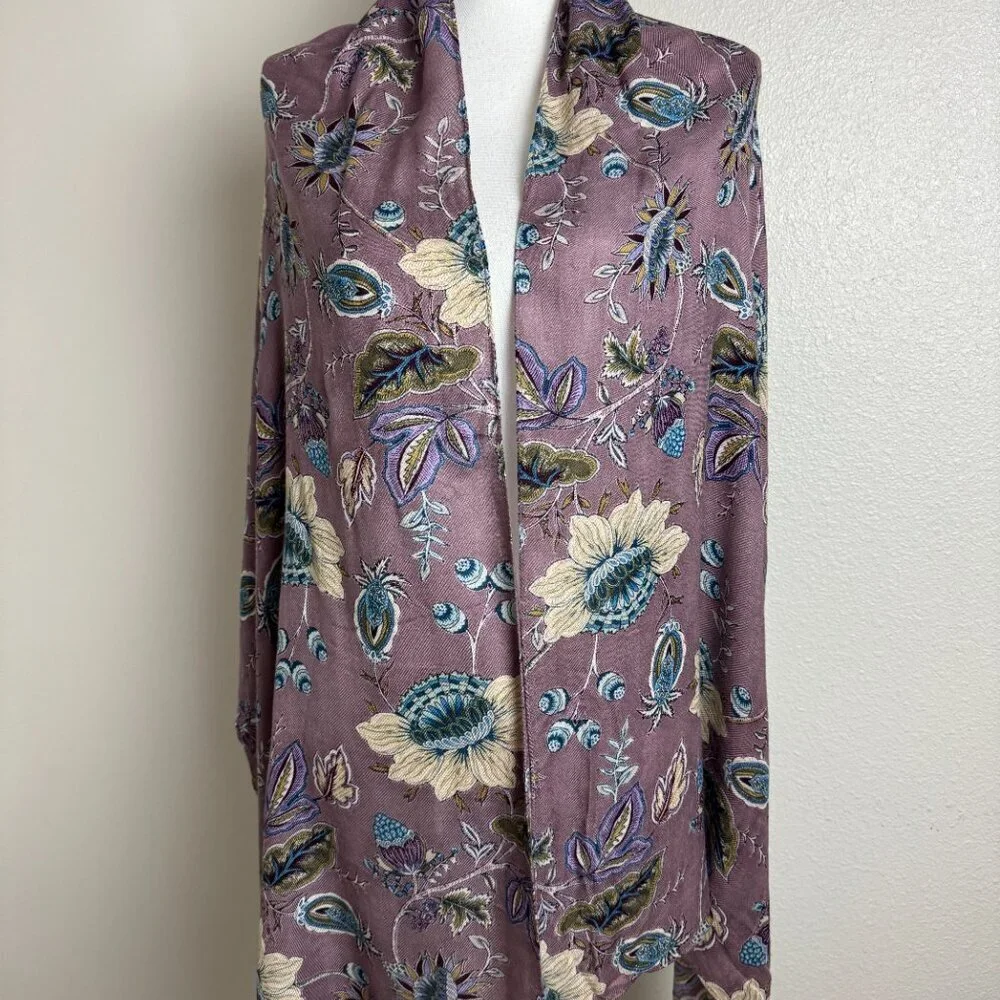 NWT Chico's Lilac Floral Soft 100% Rayon Large Scarf Wrap Tassels